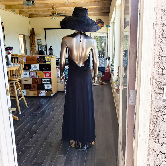 Emily in Paris Inspo: Gemini Paris Two Piece Set - Picture 5 of 10